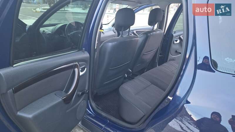 Внедорожник / Кроссовер Dacia Duster 2011 в Коломые