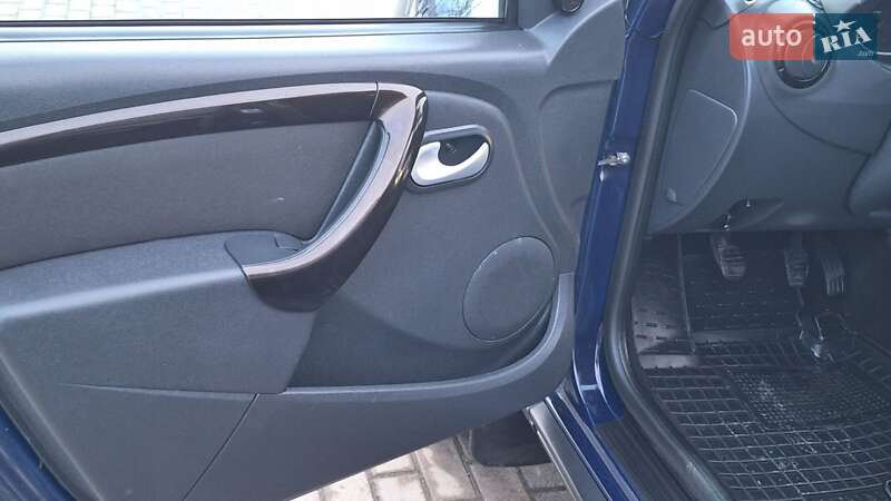 Внедорожник / Кроссовер Dacia Duster 2011 в Коломые