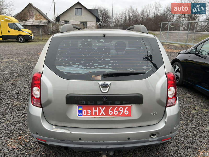 Внедорожник / Кроссовер Dacia Duster 2011 в Владимире