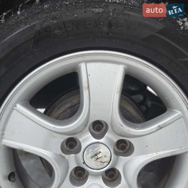 Позашляховик / Кросовер Dacia Duster 2010 в Сумах фото 9 Позашляховик / Кросовер Dacia Duster 2010 в Сумах