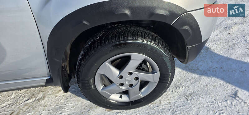 Позашляховик / Кросовер Dacia Duster 2013 в Новоархангельську