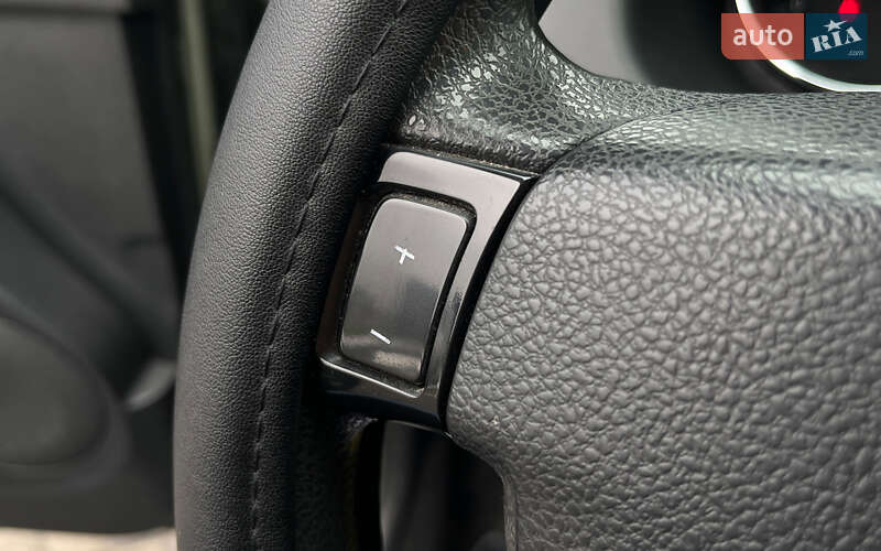 Позашляховик / Кросовер Dacia Duster 2014 в Мукачевому