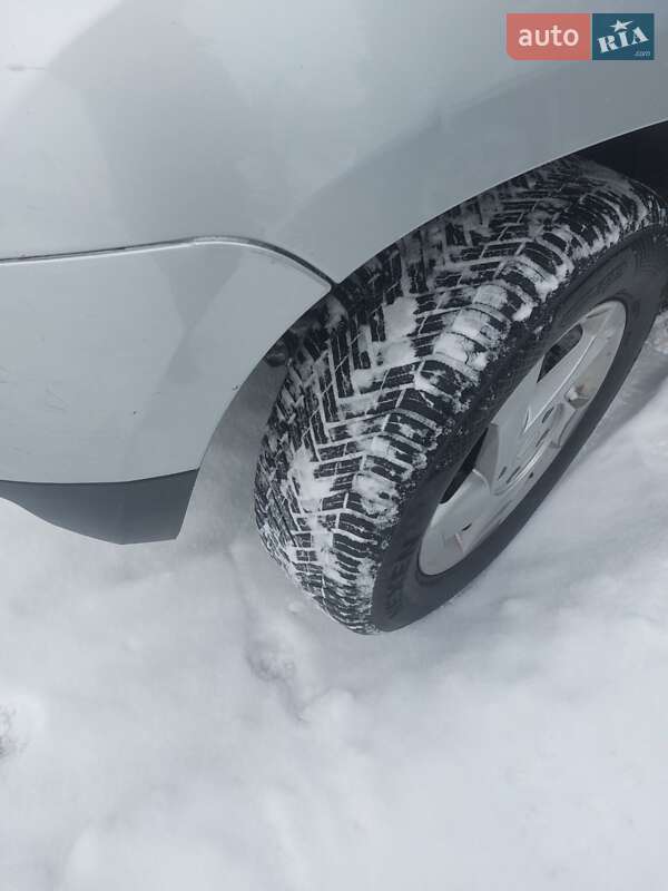 Позашляховик / Кросовер Dacia Duster 2012 в Луцьку