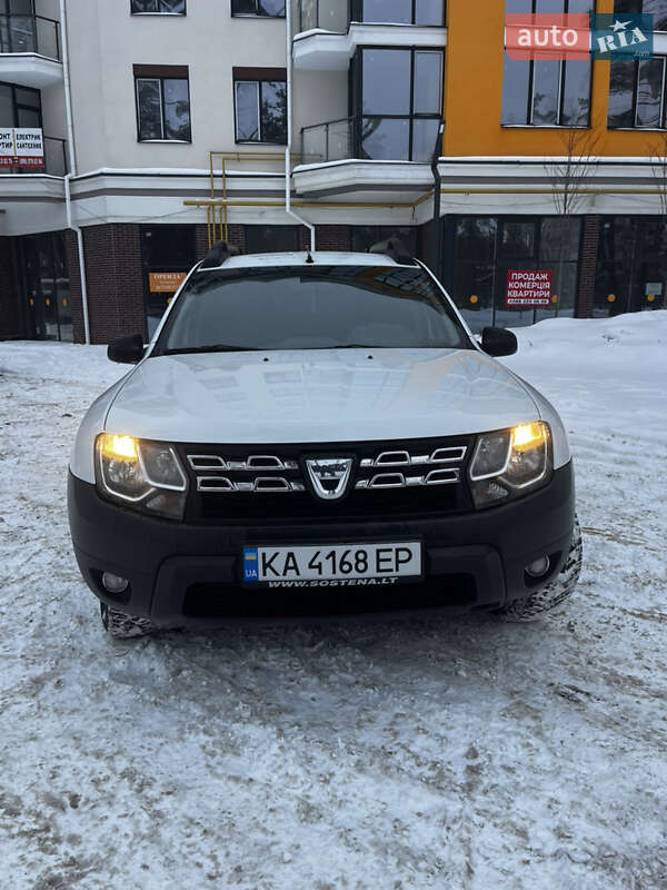 Dacia Duster 2015