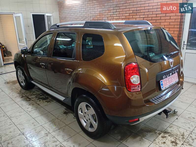 Позашляховик / Кросовер Dacia Duster 2012 в Ромнах
