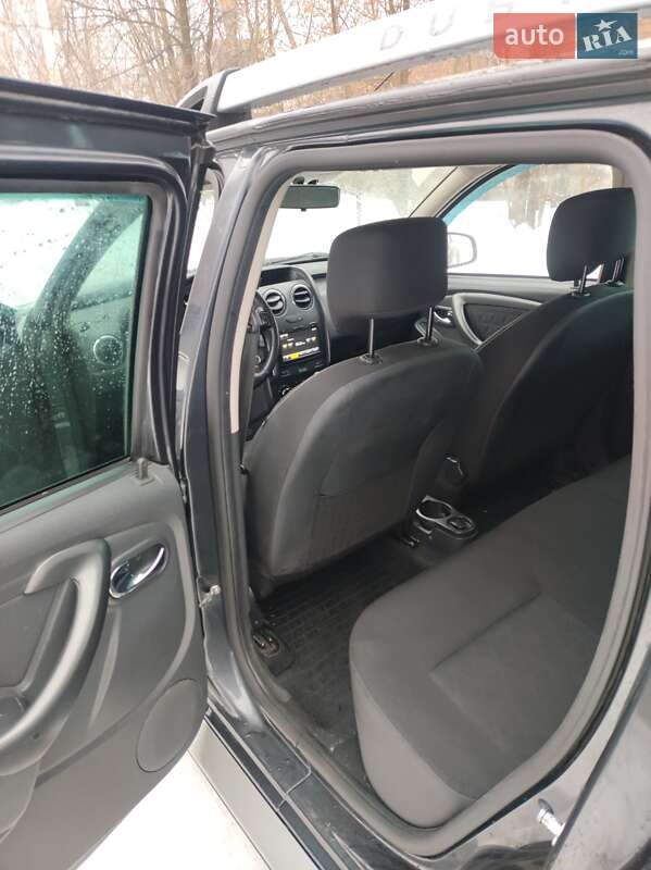 Позашляховик / Кросовер Dacia Duster 2015 в Харкові фото 13 Позашляховик / Кросовер Dacia Duster 2015 в Харкові