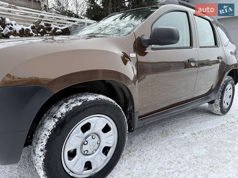 Позашляховик / Кросовер Dacia Duster 2011 в Луцьку