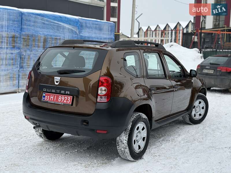 Позашляховик / Кросовер Dacia Duster 2011 в Луцьку