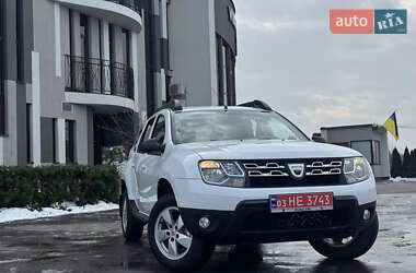 Позашляховик / Кросовер Dacia Duster 2014 в Стрию