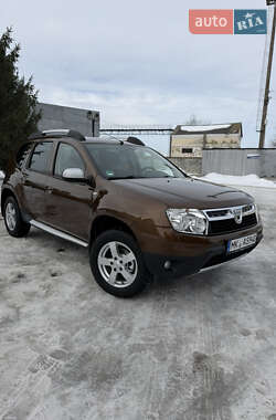 Внедорожник / Кроссовер Dacia Duster 2010 в Ромнах