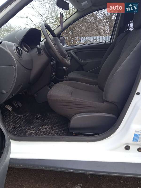 Внедорожник / Кроссовер Dacia Duster 2011 в Калуше