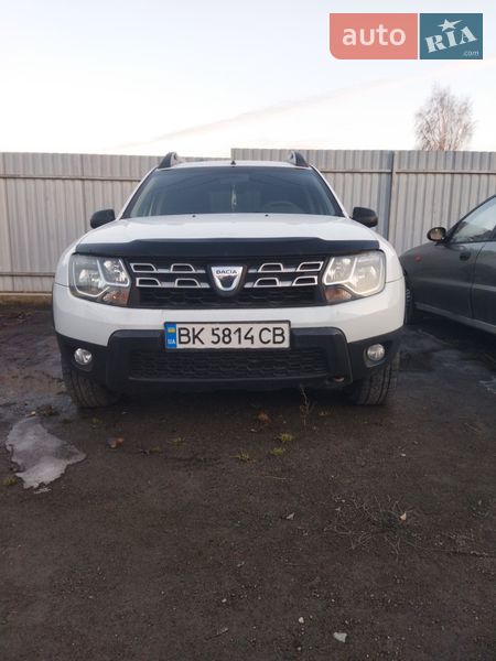 Позашляховик / Кросовер Dacia Duster 2014 в Дубні