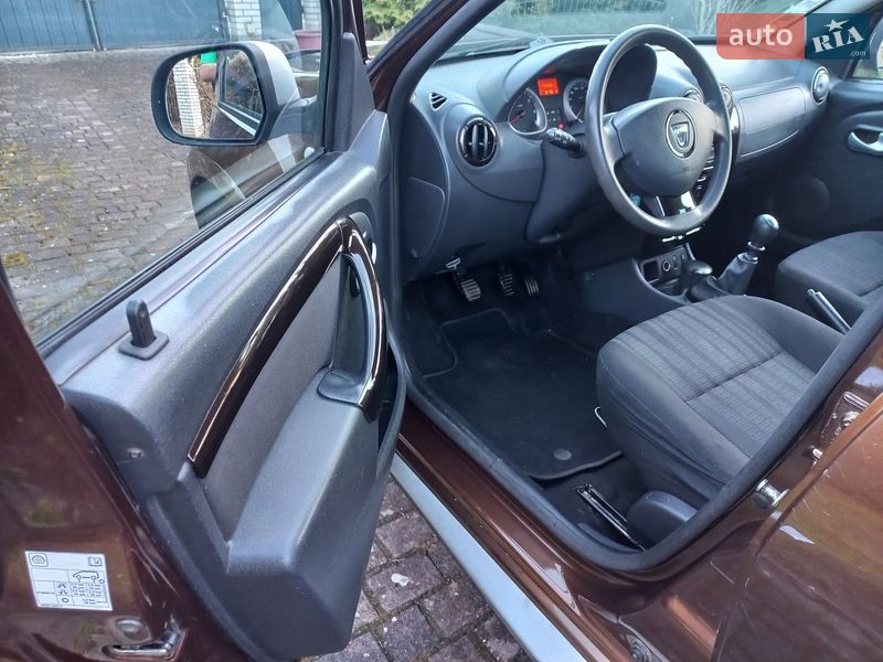Внедорожник / Кроссовер Dacia Duster 2011 в Дубно фото 8 Внедорожник / Кроссовер Dacia Duster 2011 в Дубно