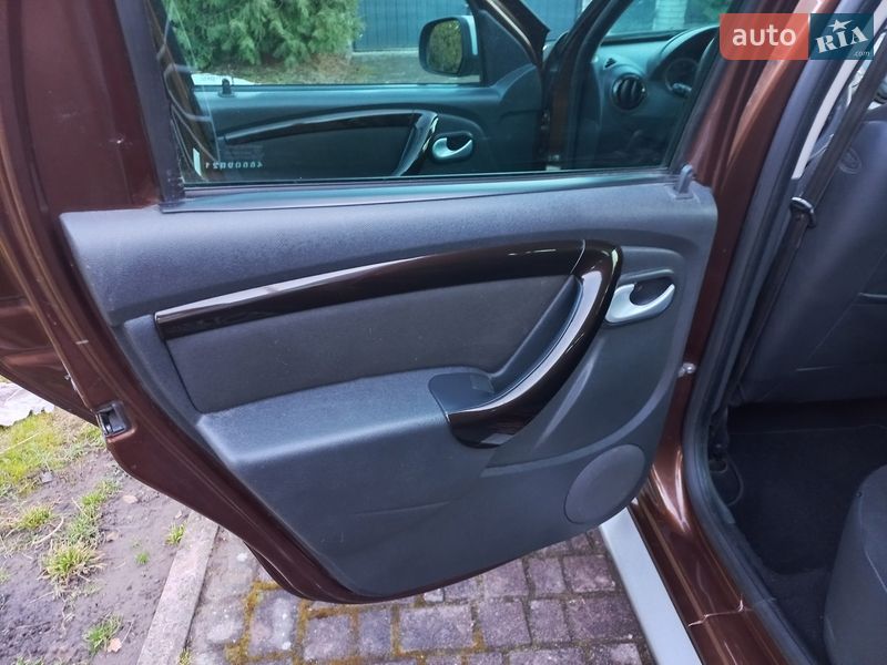 Внедорожник / Кроссовер Dacia Duster 2011 в Дубно фото 15 Внедорожник / Кроссовер Dacia Duster 2011 в Дубно