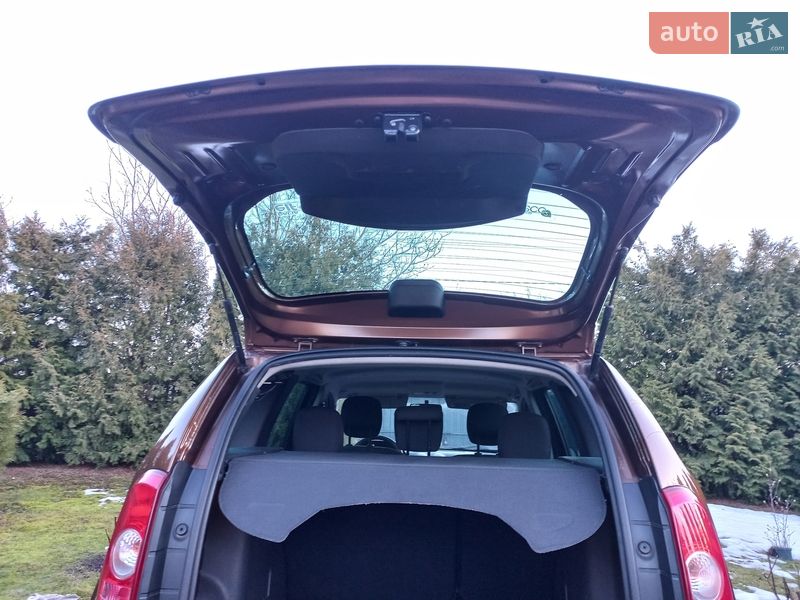 Внедорожник / Кроссовер Dacia Duster 2011 в Дубно фото 31 Внедорожник / Кроссовер Dacia Duster 2011 в Дубно