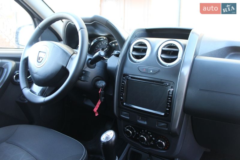 Внедорожник / Кроссовер Dacia Duster 2015 в Трускавце