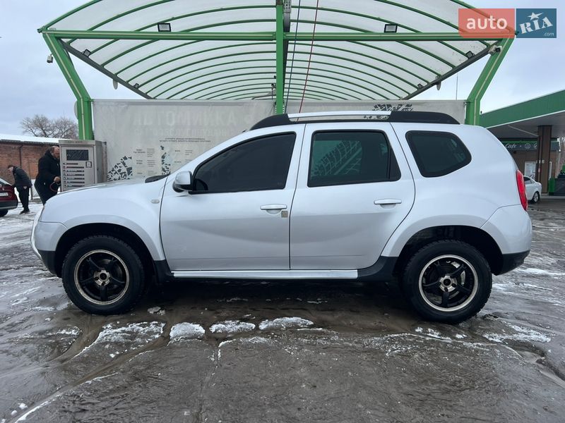 Позашляховик / Кросовер Dacia Duster 2011 в Конотопі