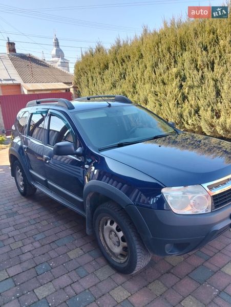 Позашляховик / Кросовер Dacia Duster 2011 в Стрию