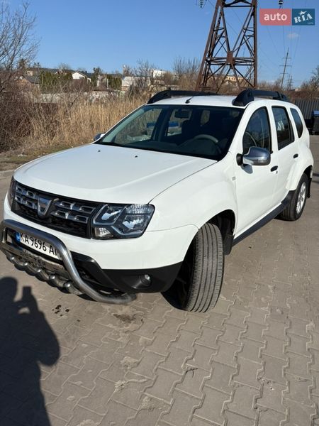 Позашляховик / Кросовер Dacia Duster 2015 в Києві