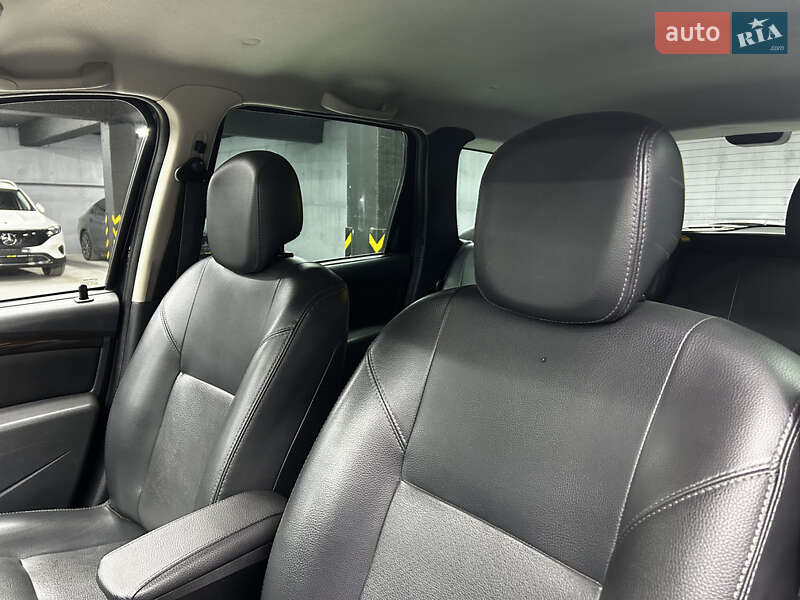 Внедорожник / Кроссовер Dacia Duster 2012 в Черновцах