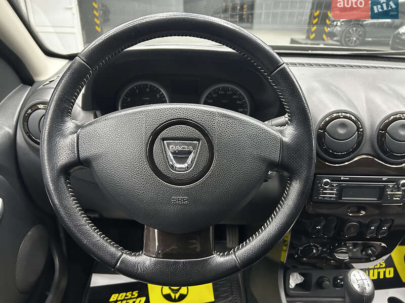 Внедорожник / Кроссовер Dacia Duster 2012 в Черновцах