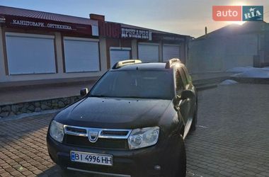 Внедорожник / Кроссовер Dacia Duster 2010 в Гадяче