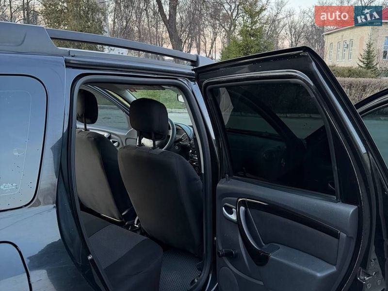 Позашляховик / Кросовер Dacia Duster 2010 в Гадячі