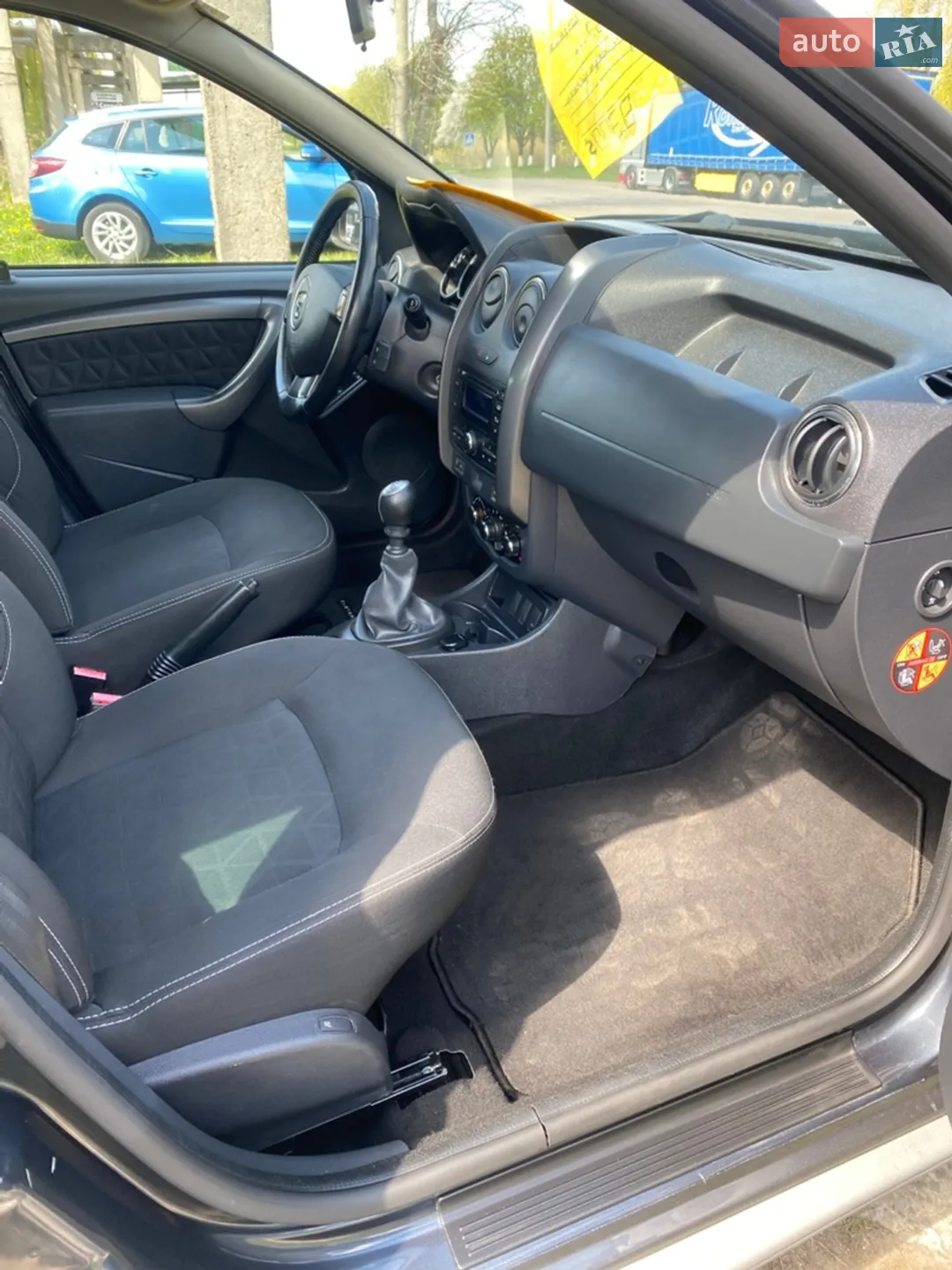 2014 Dacia Duster - мініатюра 11