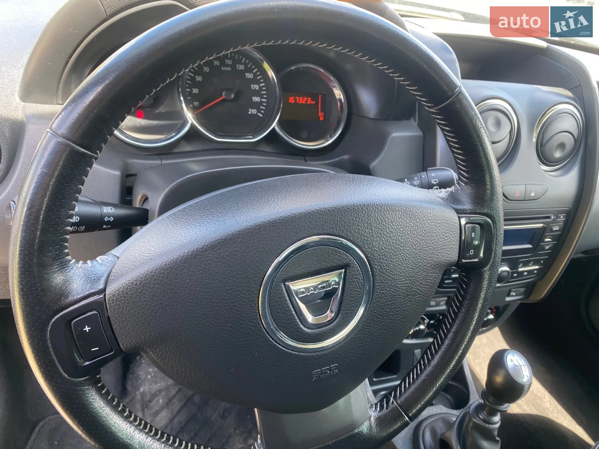2014 Dacia Duster - мініатюра 16