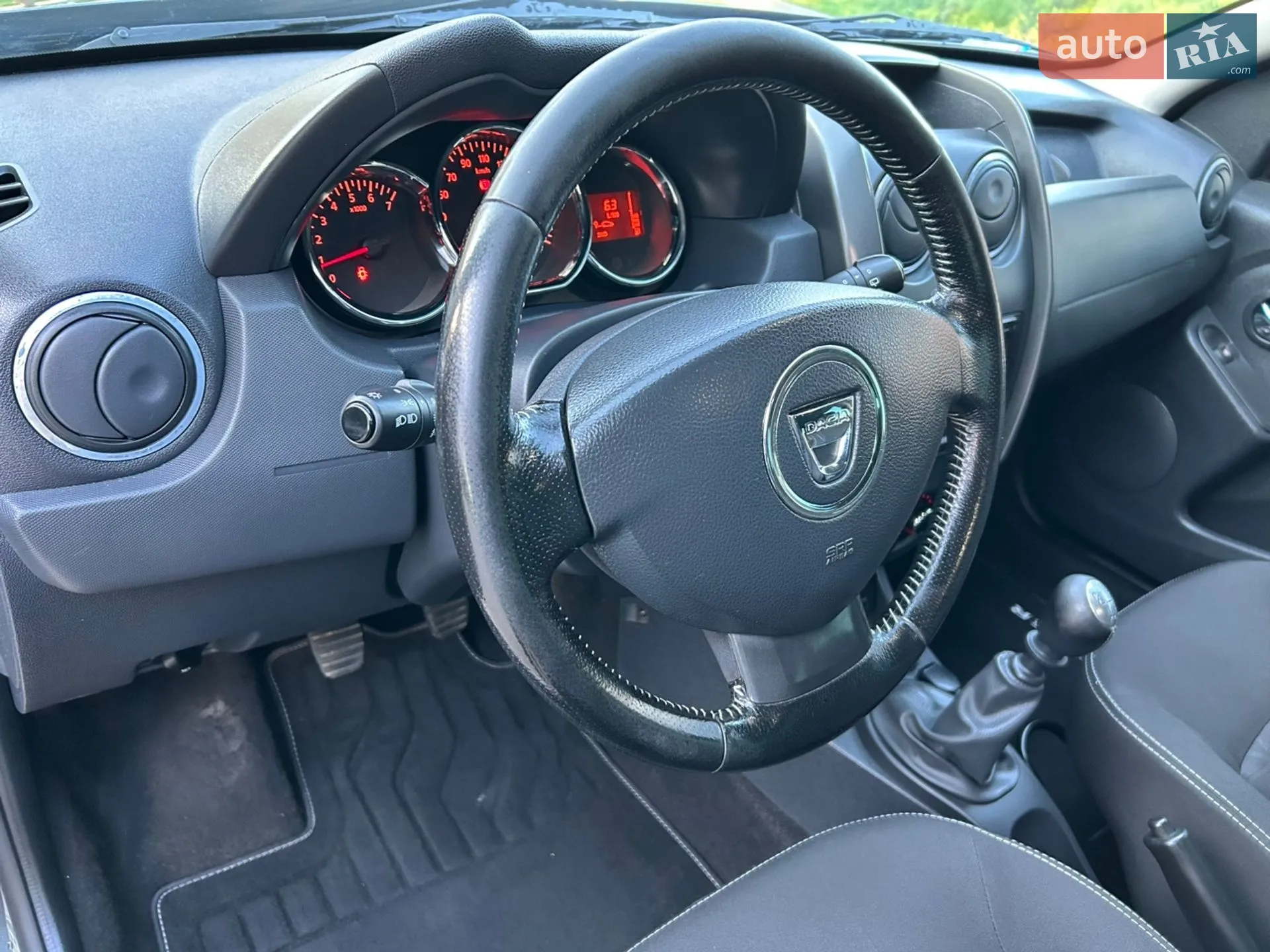 2014 Dacia Duster - мініатюра 36