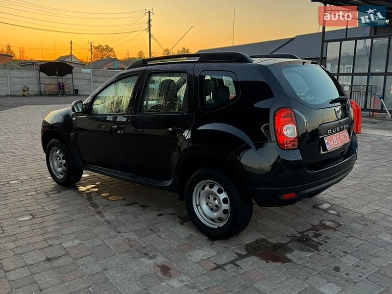 Внедорожник / Кроссовер Dacia Duster 2012 в Великой Багачке