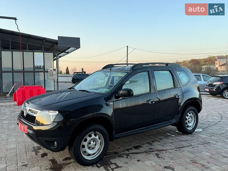 Внедорожник / Кроссовер Dacia Duster 2012 в Великой Багачке