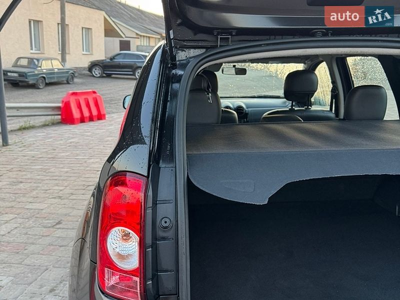 Внедорожник / Кроссовер Dacia Duster 2012 в Великой Багачке