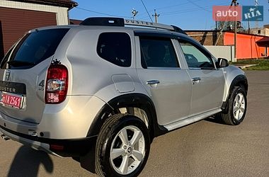 Внедорожник / Кроссовер Dacia Duster 2016 в Новоархангельске