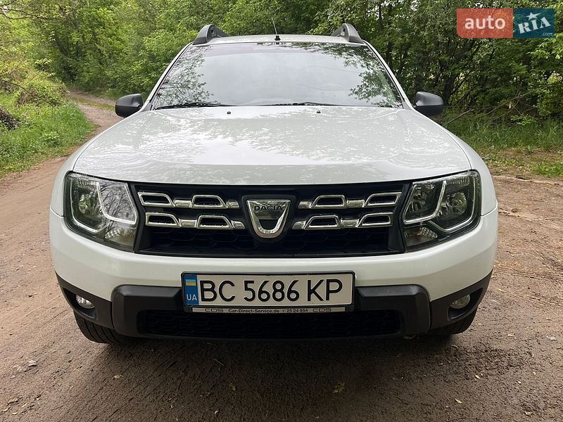 Позашляховик / Кросовер Dacia Duster 2016 в Львові