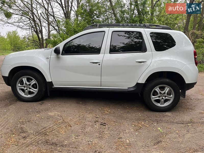 Позашляховик / Кросовер Dacia Duster 2016 в Львові