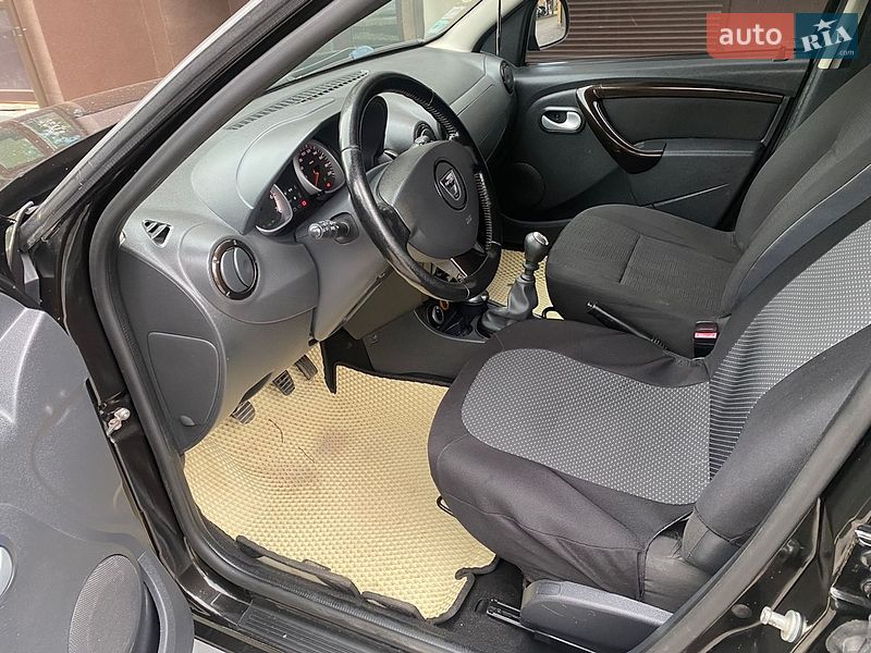 Внедорожник / Кроссовер Dacia Duster 2010 в Коломые