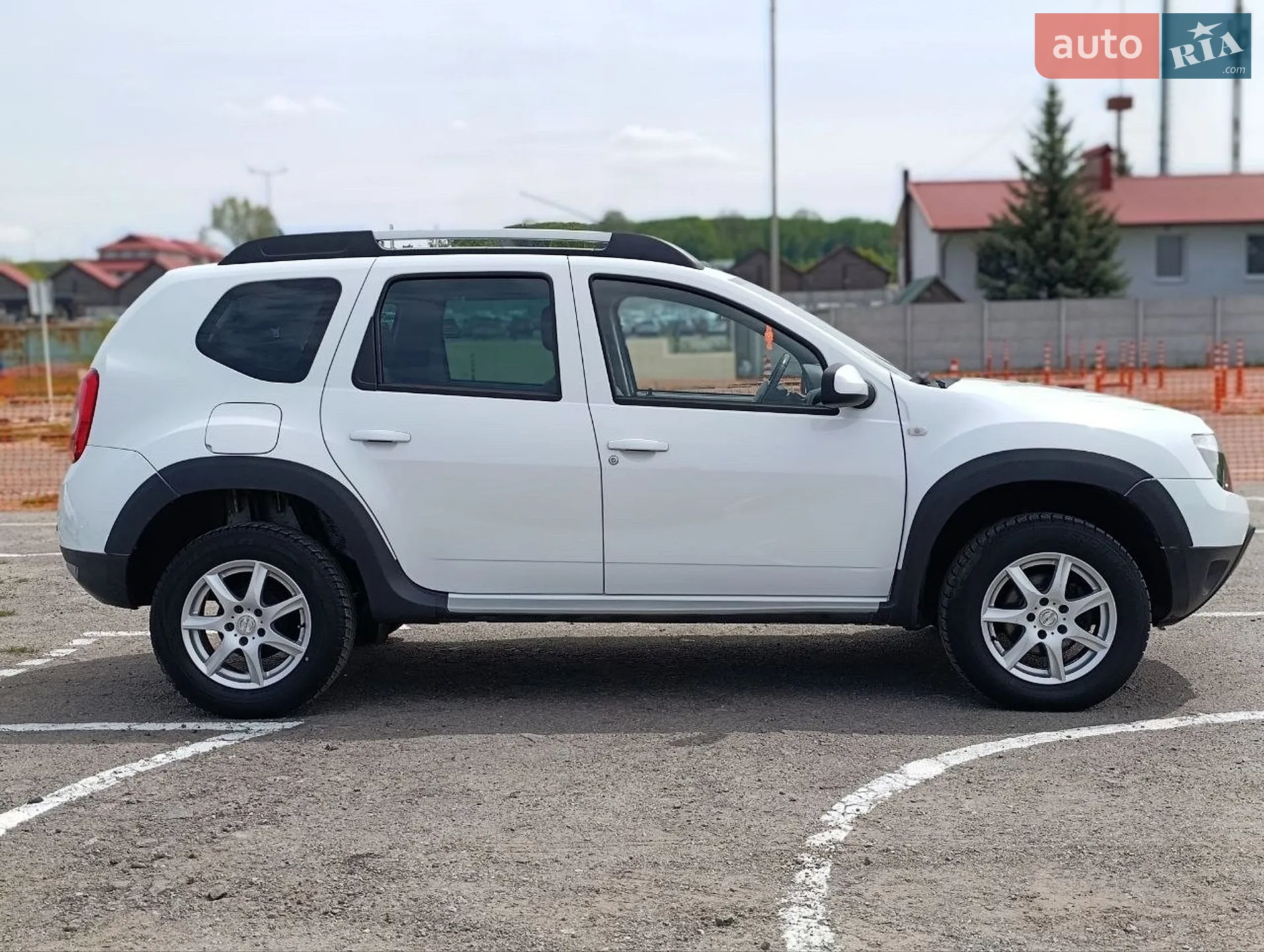 2013 Dacia Duster - мініатюра 8