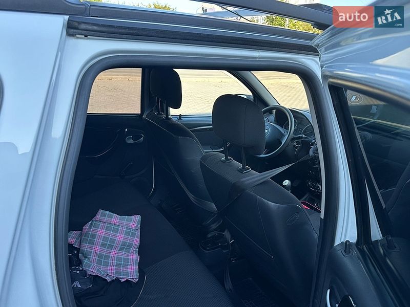 Позашляховик / Кросовер Dacia Duster 2012 в Кам'янець-Подільському