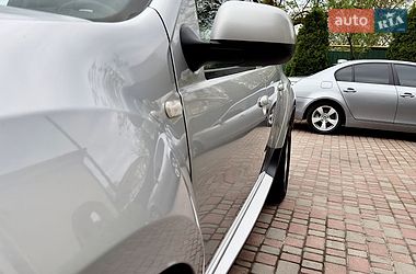 Внедорожник / Кроссовер Dacia Duster 2012 в Хороле фото 7 Внедорожник / Кроссовер Dacia Duster 2012 в Хороле