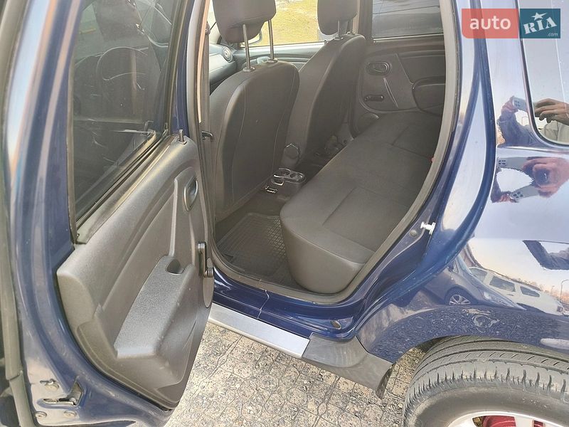 Внедорожник / Кроссовер Dacia Duster 2015 в Соснице