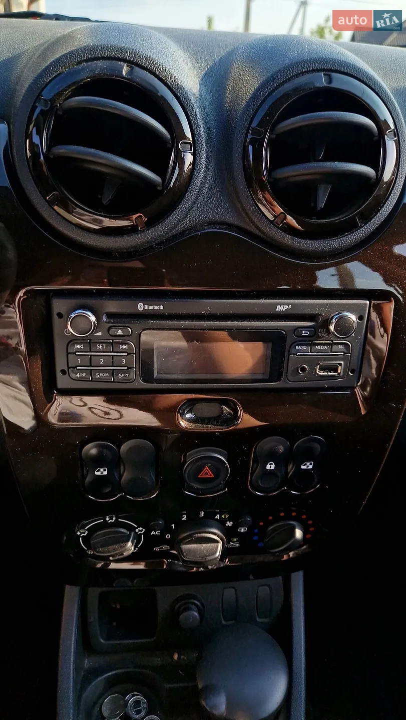2012 Dacia Duster - мініатюра 12