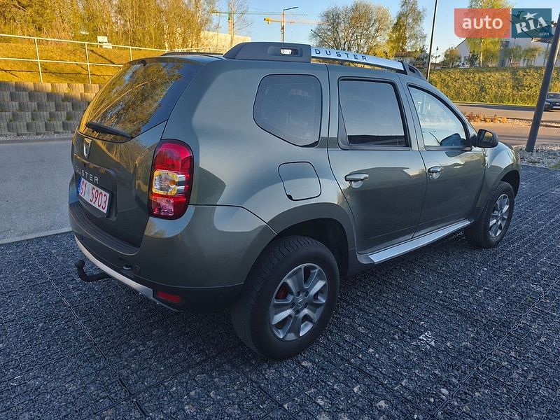 Позашляховик / Кросовер Dacia Duster 2015 в Мені