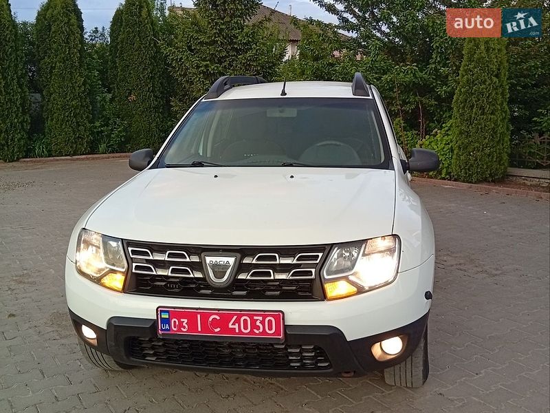 Внедорожник / Кроссовер Dacia Duster 2014 в Белогорье