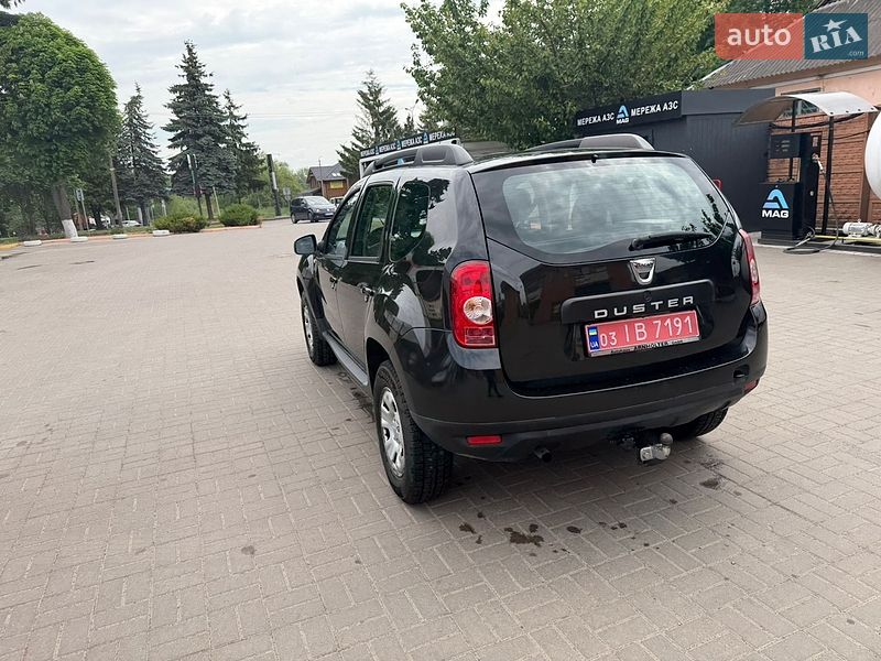 Позашляховик / Кросовер Dacia Duster 2011 в Дубні