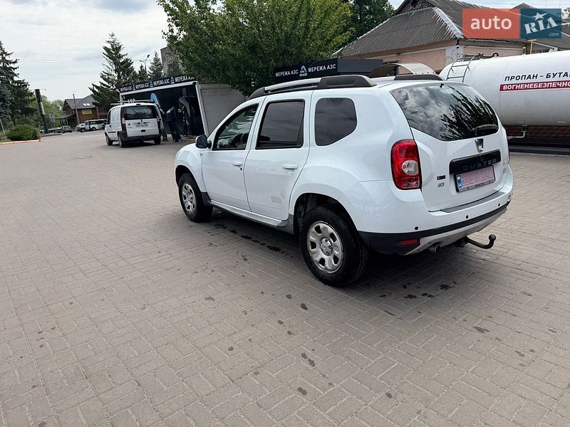 Позашляховик / Кросовер Dacia Duster 2012 в Дубні