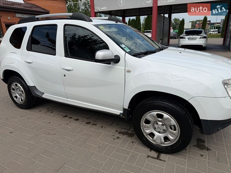 Позашляховик / Кросовер Dacia Duster 2012 в Дубні