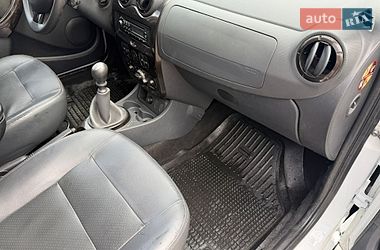 Позашляховик / Кросовер Dacia Duster 2012 в Дубні