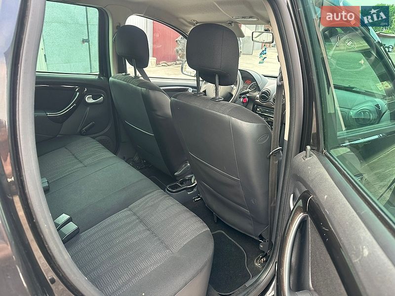 Внедорожник / Кроссовер Dacia Duster 2010 в Сокале