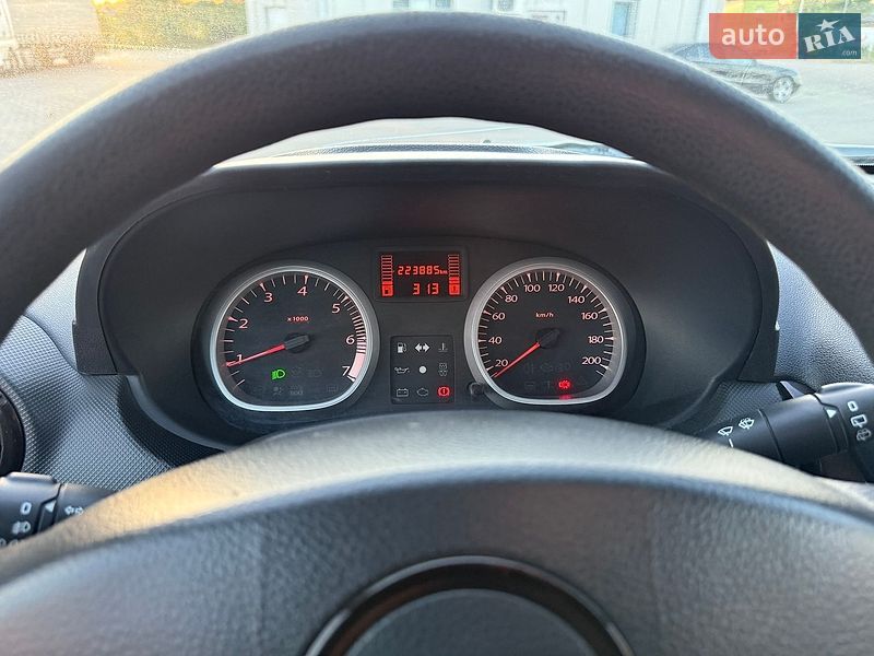 Позашляховик / Кросовер Dacia Duster 2011 в Луцьку